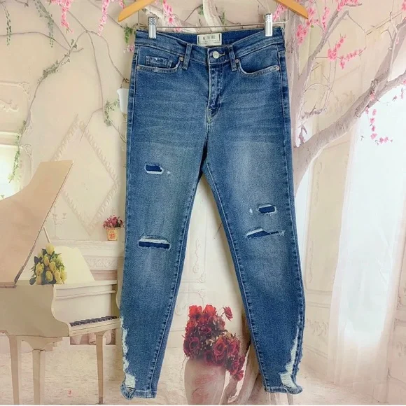 Free People Women’s About A Girl High Waist Skinny Jeans - Picture 3 of 12